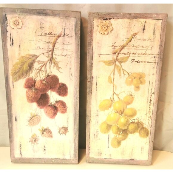 Painted Lightwood Stawberries Grapes Older Vintage Kitchen Display Pieces - Picture 4 of 9